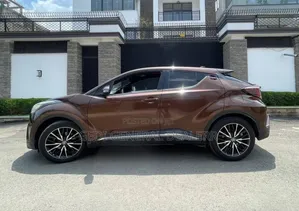 Toyota C-HR 2017 Teal
