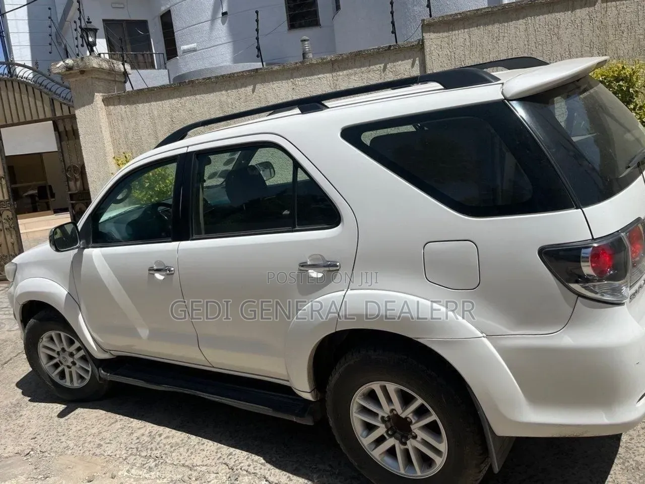 Toyota Fortuner 2015 White