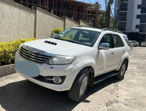 Toyota Fortuner 2015 White