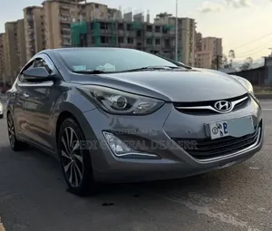 Hyundai Avante 2015 Gray