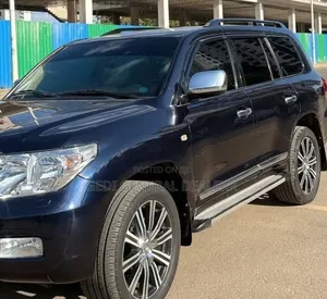 Toyota Land Cruiser 2009 Black