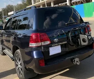 Toyota Land Cruiser 2009 Black