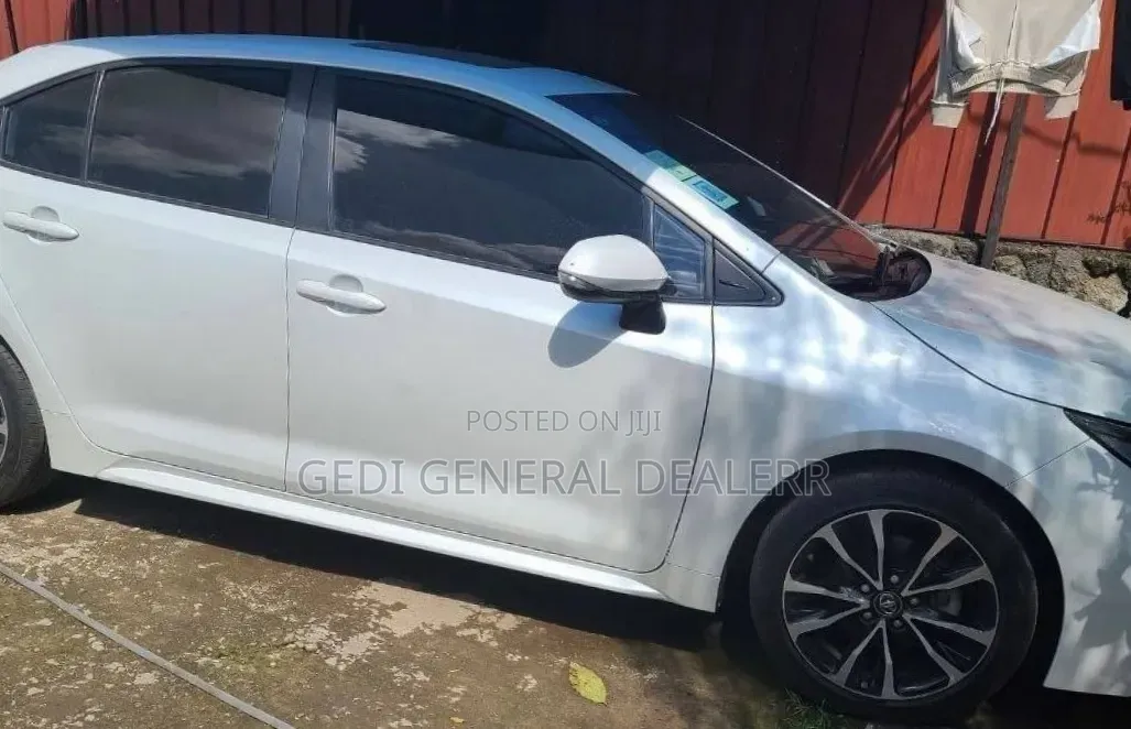 Toyota Corolla 2022 Ivory