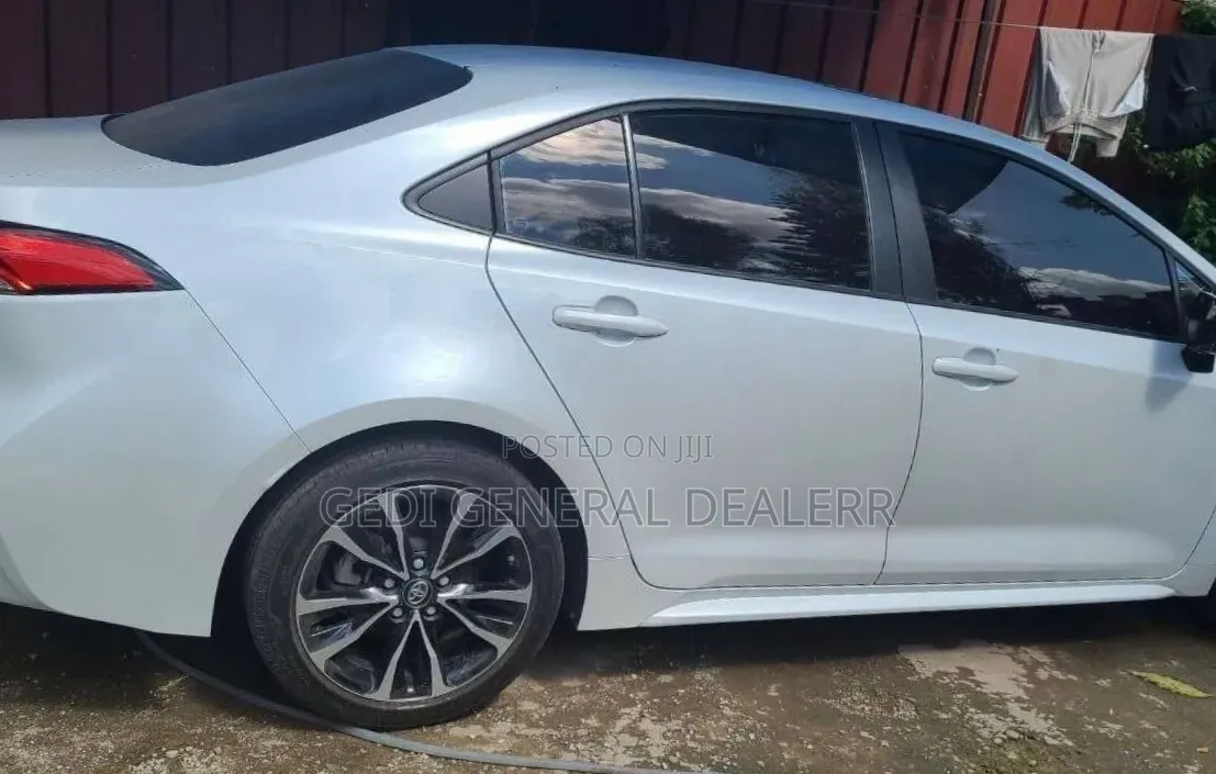 Toyota Corolla 2022 Ivory