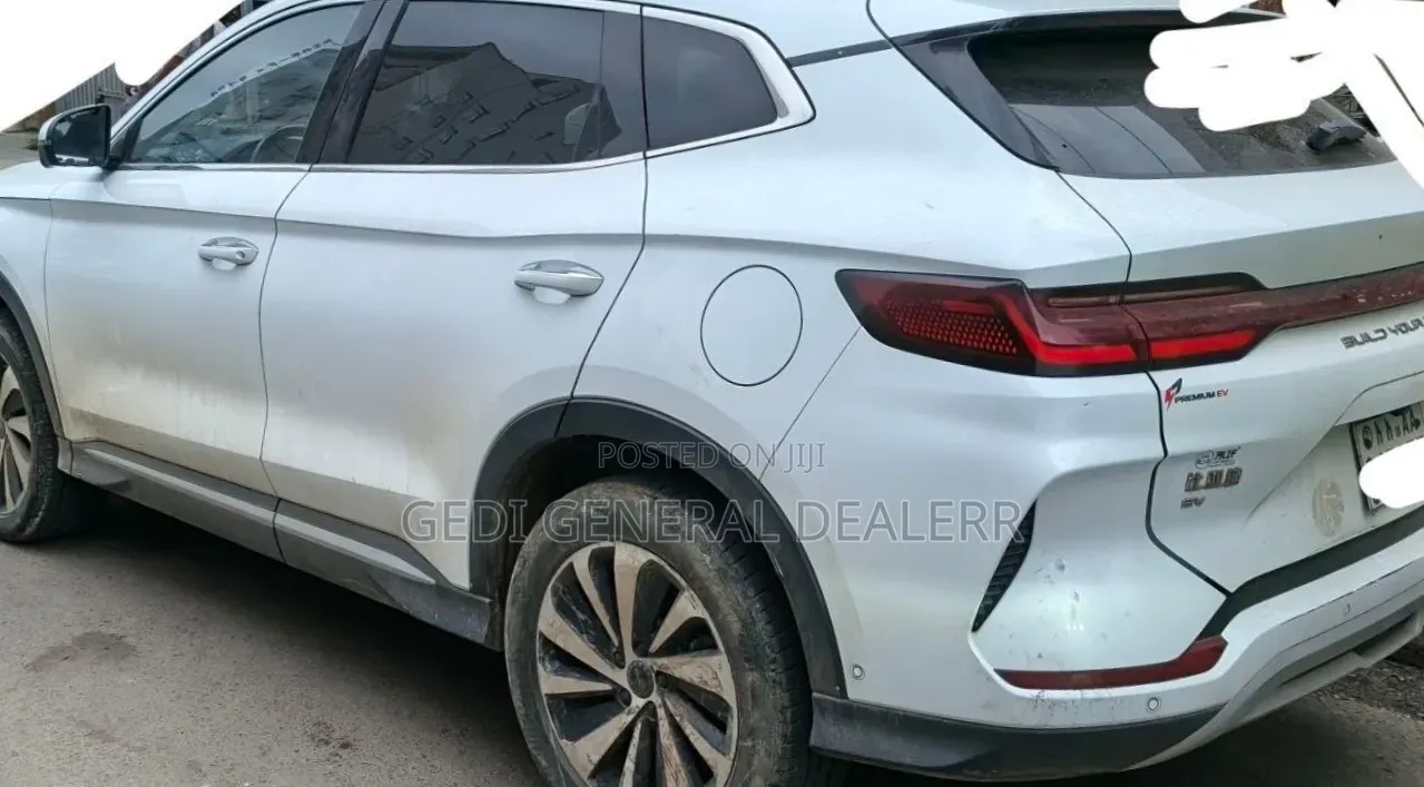 BYD Song Plus EV FWD 2024 Ivory