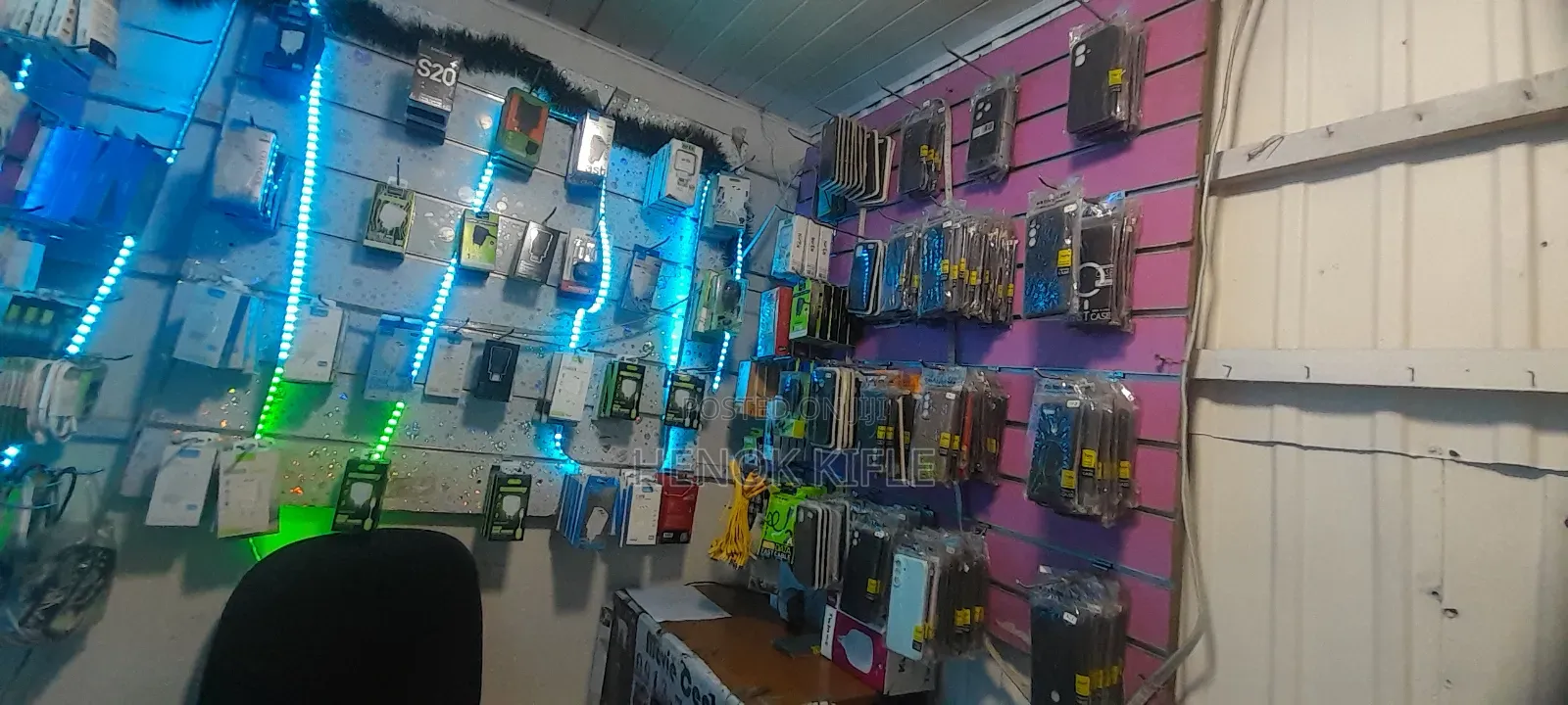 Mobile Accessiories and Movies Center