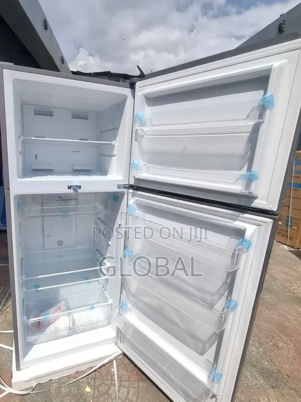 Bosch 550/Model Fan System Refrigerator