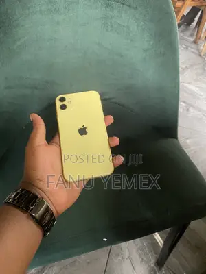 Apple iPhone 11 128 GB Yellow