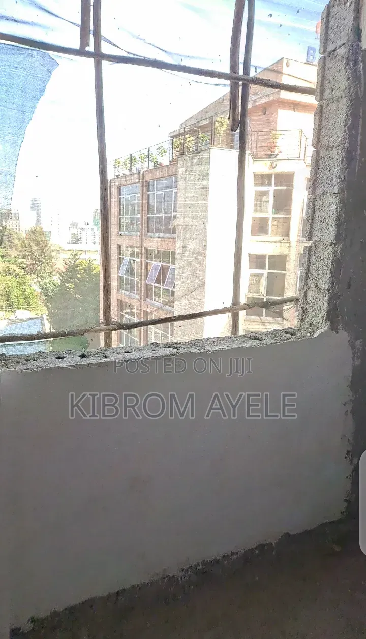 2bdrm Apartment in ትሮፒካል ሪል እስቴት, Bole for sale