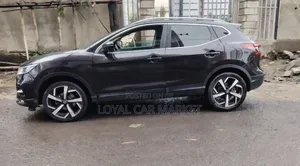 Nissan Qashqai 2018 Brown