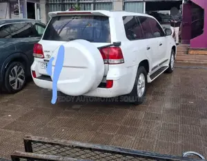 Toyota Land Cruiser 4.7 GX-R 2009 White