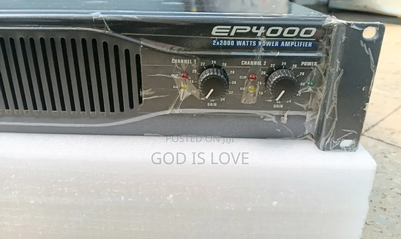 Behringer EP 4000 Power Amplifier