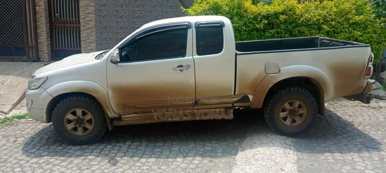 Toyota Hilux 3.0 D-4D 4x4 2013