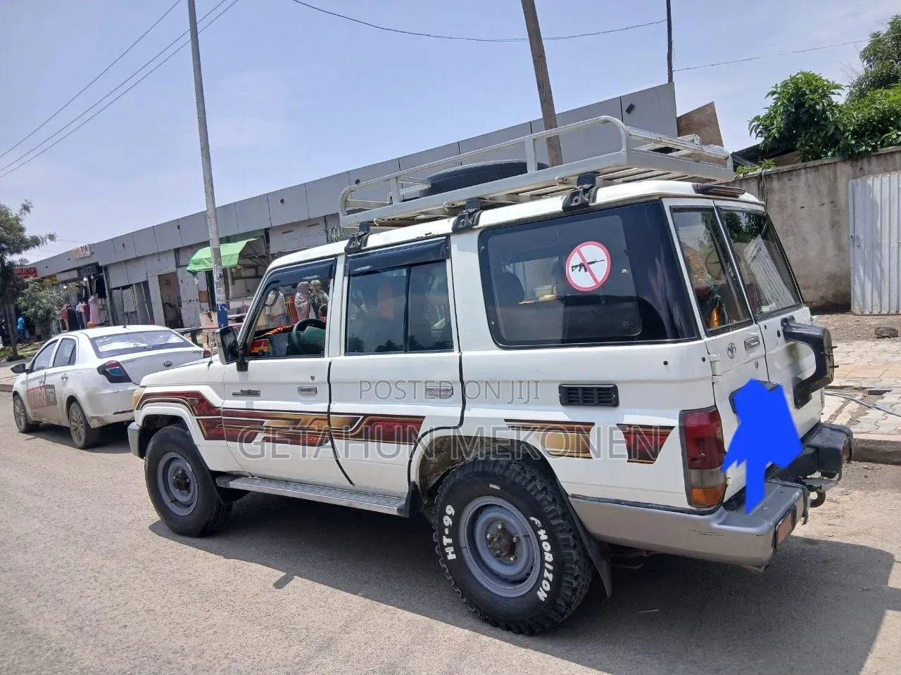 Toyota Land Cruiser 2010 White