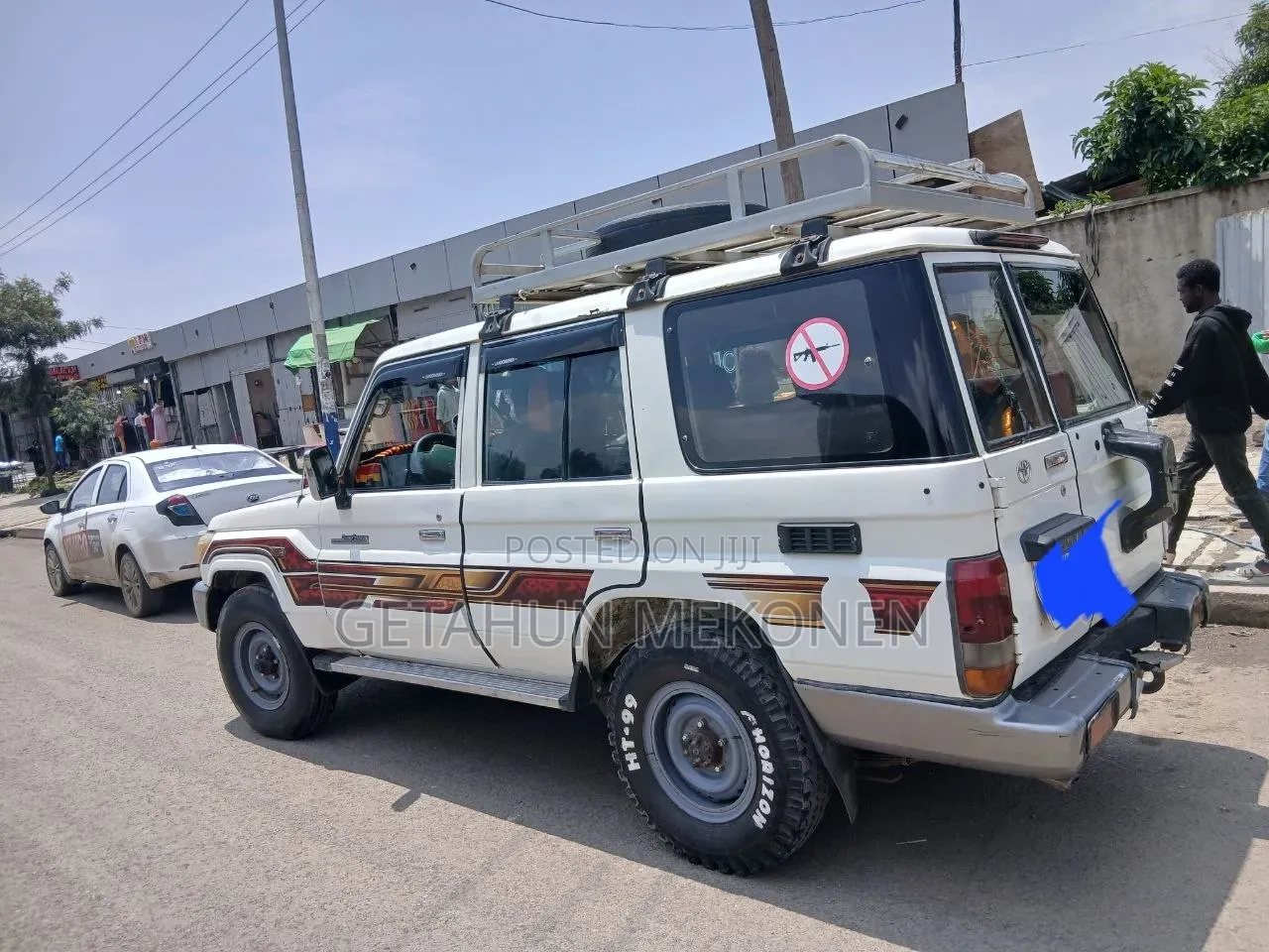 Toyota Land Cruiser 2010 White
