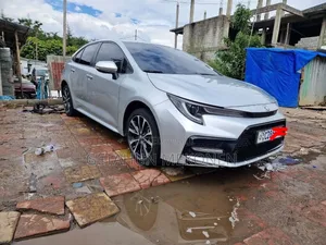 Toyota Corolla 2023 Silver