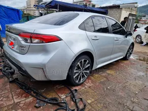 Toyota Corolla 2023 Silver