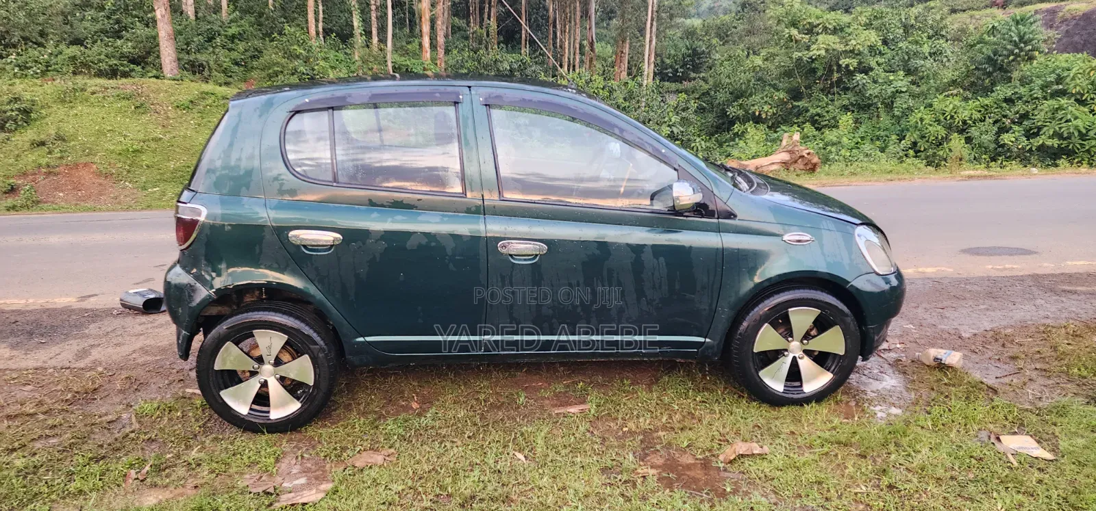 Toyota Yaris 2021 Gray