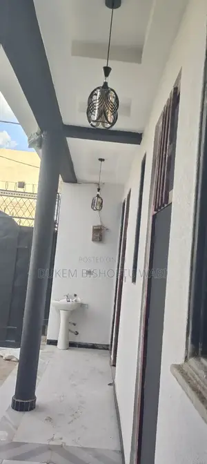 Furnished 7bdrm House in Bishoftu Dukem, East Shewa for sale
