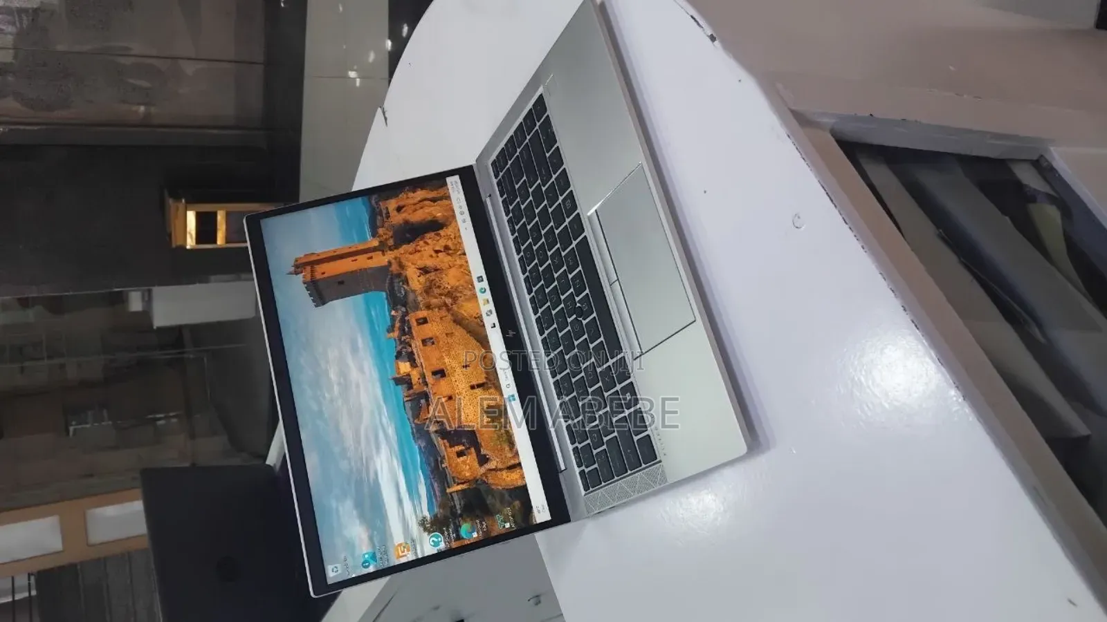 New Laptop HP EliteBook 845 G8 16GB AMD Ryzen 7 SSD 512GB