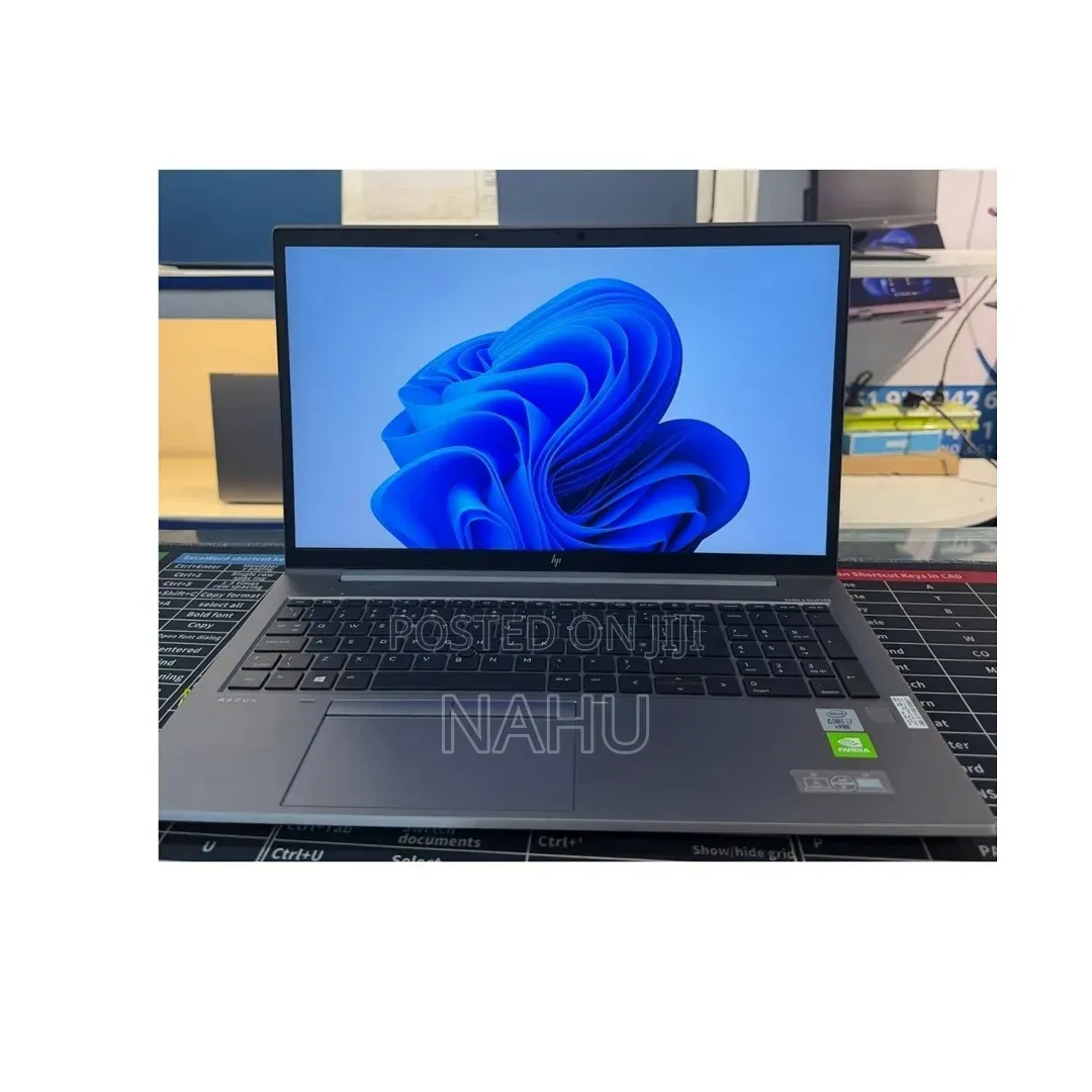 New Laptop HP ZBook 15 16GB Intel Core i7 SSD 512GB