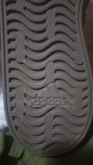 New Real Adidas From USA . You Can Check in QRCode
