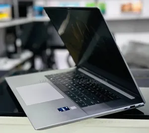 New Laptop HP ZBook 15 16GB Intel Core i7 SSD 512GB