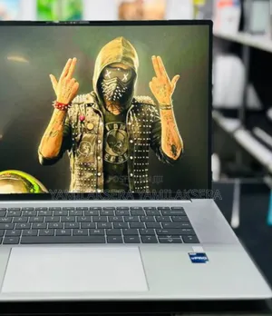 New Laptop HP ZBook 15 16GB Intel Core i7 SSD 512GB