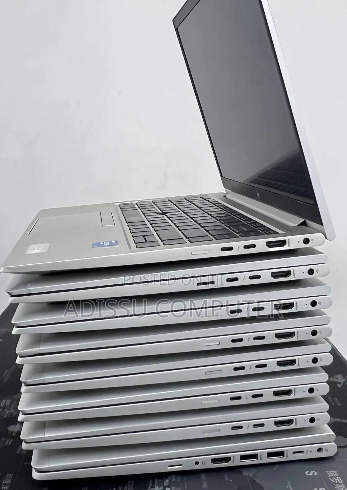 New Laptop HP EliteBook 840 G8 16GB Intel Core i5 SSD 512GB