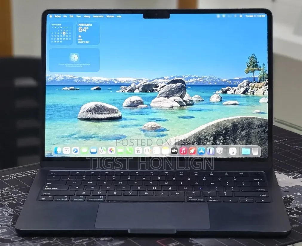 New Laptop Apple MacBook 16GB Apple M2 SSD 256GB