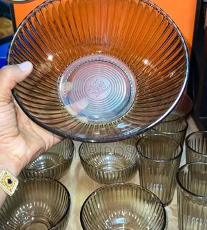 10 ፒስ ጎድጓዳ ሳህኖች እና ብርጭቆዎች