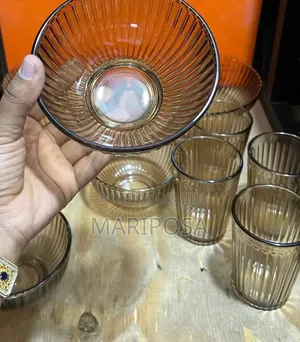 10 ፒስ ጎድጓዳ ሳህኖች እና ብርጭቆዎች