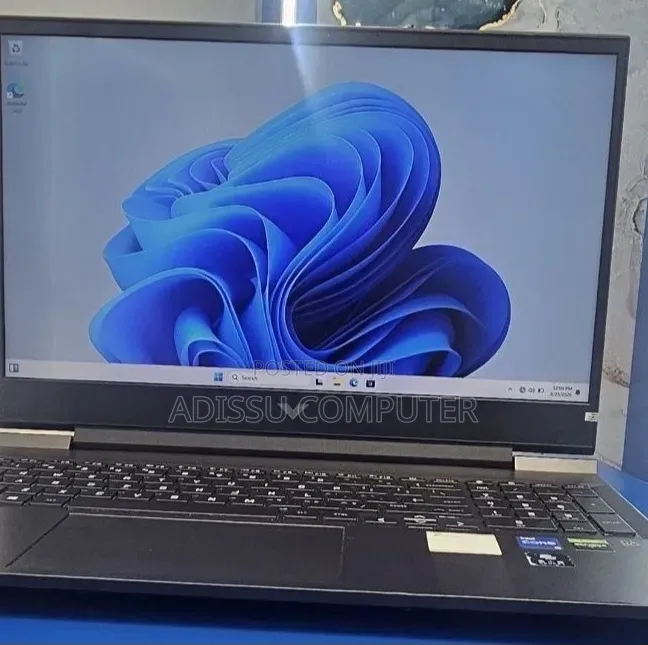 New Laptop HP Victus 16 16GB Intel Core i5 SSD 512GB