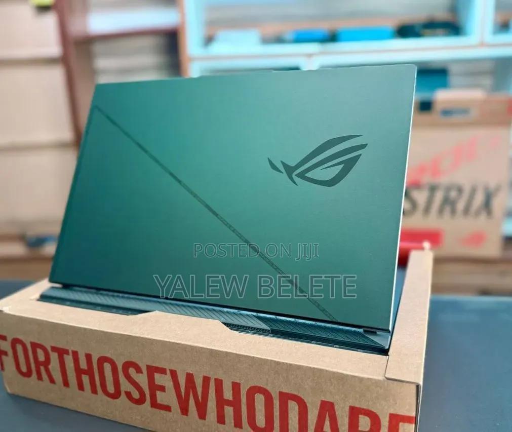 New Laptop Asus ROG Strix G16 G614 16GB Intel Core i7 SSD 1T