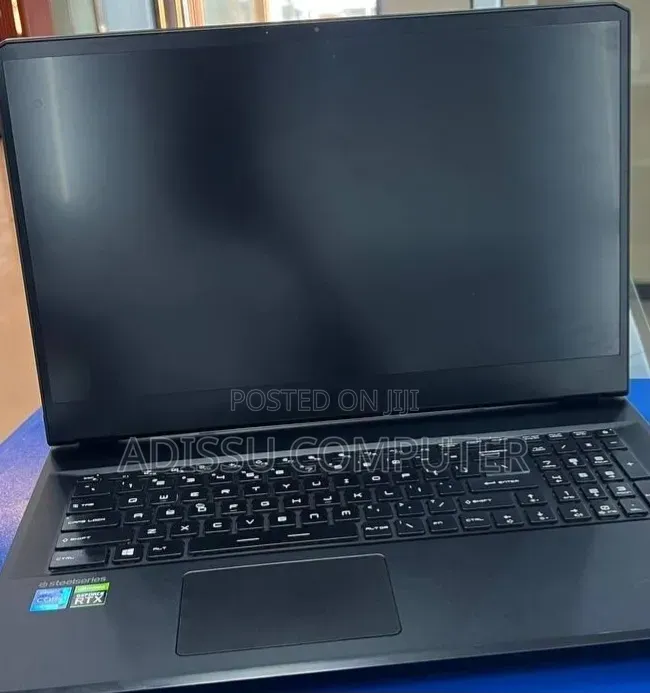 New Laptop MSI GP75 Leopard 16GB Intel Core i7 SSD 1T