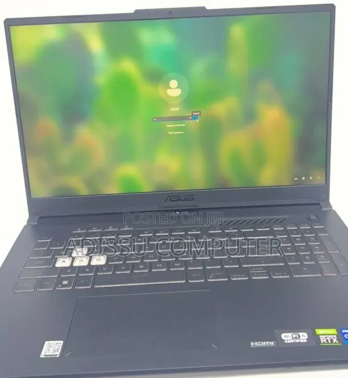 New Laptop Asus ROG Strix SCAR 17 16GB Intel Core i7 SSD 512GB