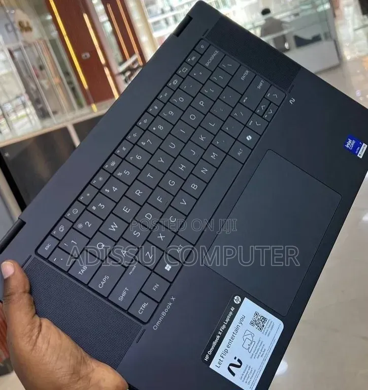 New Laptop HP OmniBook X Flip 16" 16GB Intel Core Ultra 7 SSD 1T