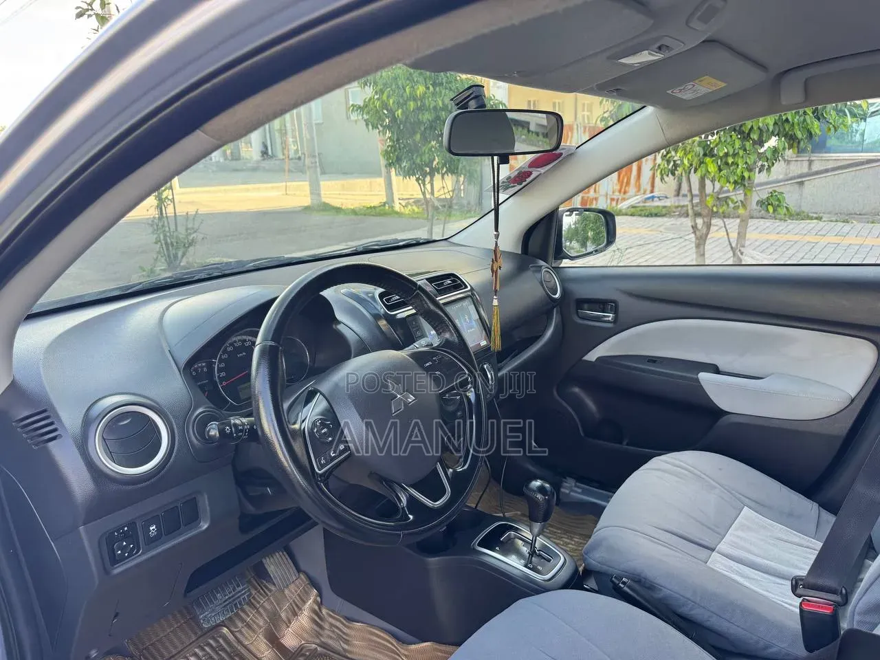Mitsubishi Attrage 2022 Gray