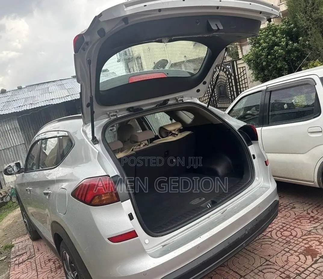 Hyundai Tucson 2020 Silver