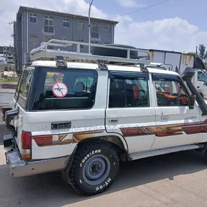 Toyota Land Cruiser 2010 Off white