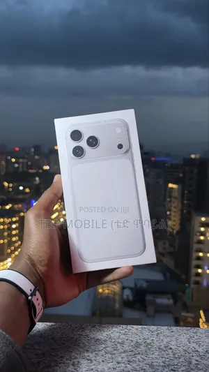 New Apple iPhone 17 Pro Max 512 GB Silver