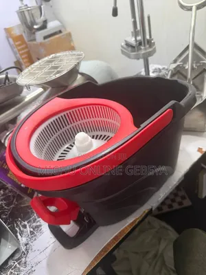 360° የሚሽከረከርና እራሱ የሚጨምቅ መወልወያ/ Spin Mop/ Free Delivery