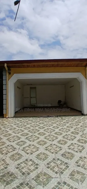 Furnished 6bdrm Villa in Ccd Real State, Oromia-Finfinne for sale