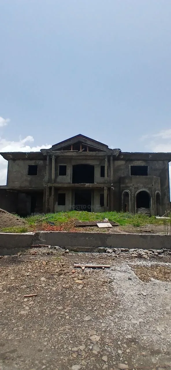 7bdrm House in Ccd Realstate, Oromia-Finfinne for sale