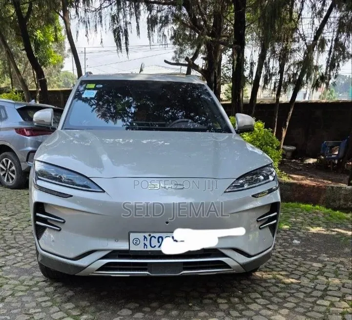 BYD Song Plus 2025 Silver