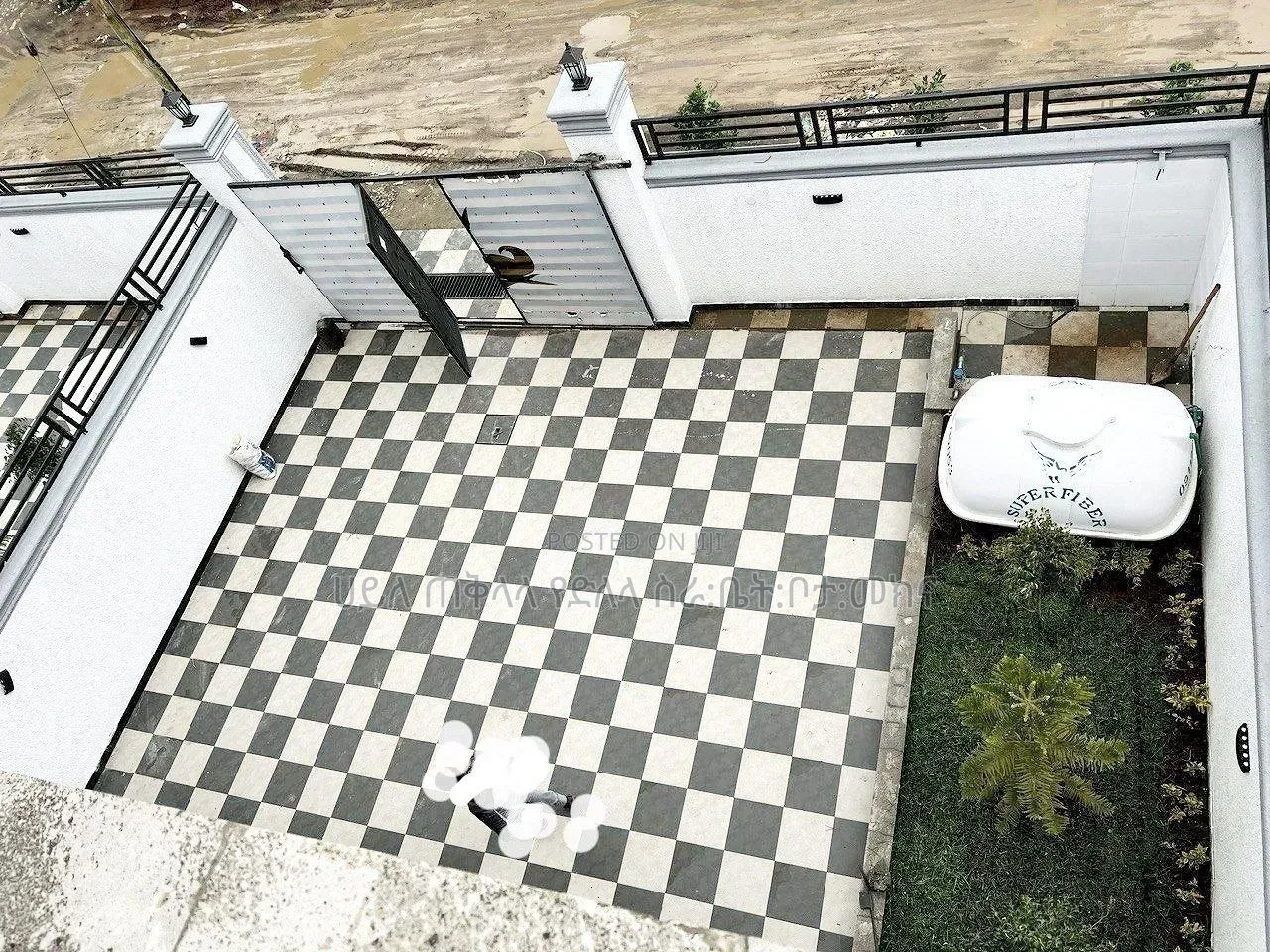 Furnished 8bdrm Townhouse/Terrace in Ayat Zone Inside, Yeka for sale