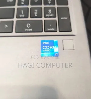 New Laptop HP ZBook Studio G8 16GB Intel Core i7 SSD 512GB