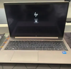 New Laptop HP ZBook Studio G8 16GB Intel Core i7 SSD 512GB