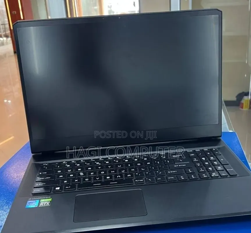 New Laptop MSI GP75 Leopard 16GB Intel Core i7 SSD 1T