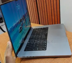 New Laptop Apple MacBook Pro 2021 M1 16GB Apple M1 Pro SSD 512GB